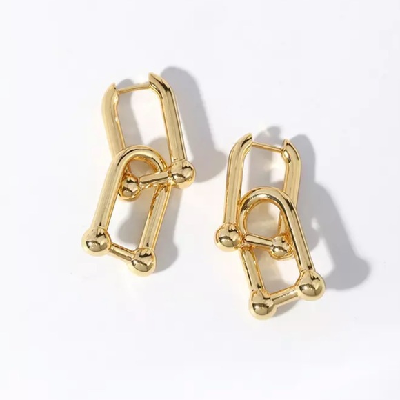 NEW 18K GOLD PUNK LOCK CLIP HOOP EARRINGS - Picture 3 of 5